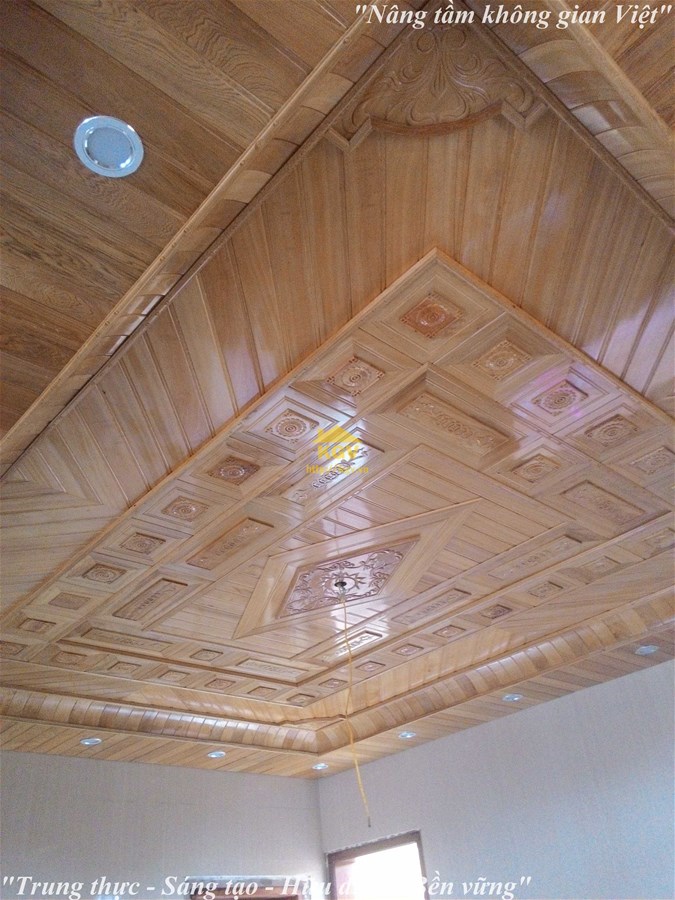 Thi công trần gỗ Pơmu tại Khu đô thị Trung Hòa